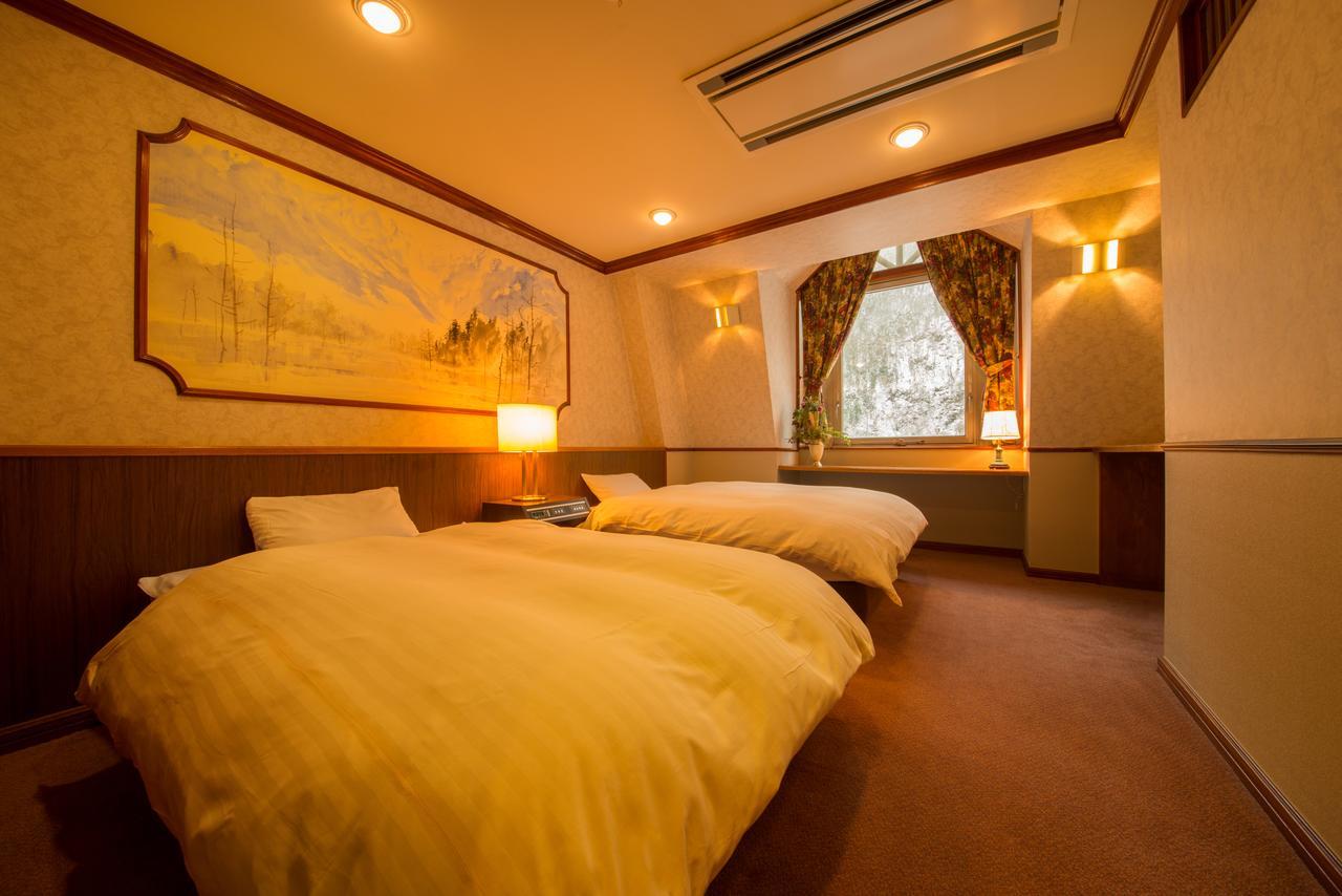 Hotel Okuhida Yakushi No Yu Honjin Takayama  Esterno foto