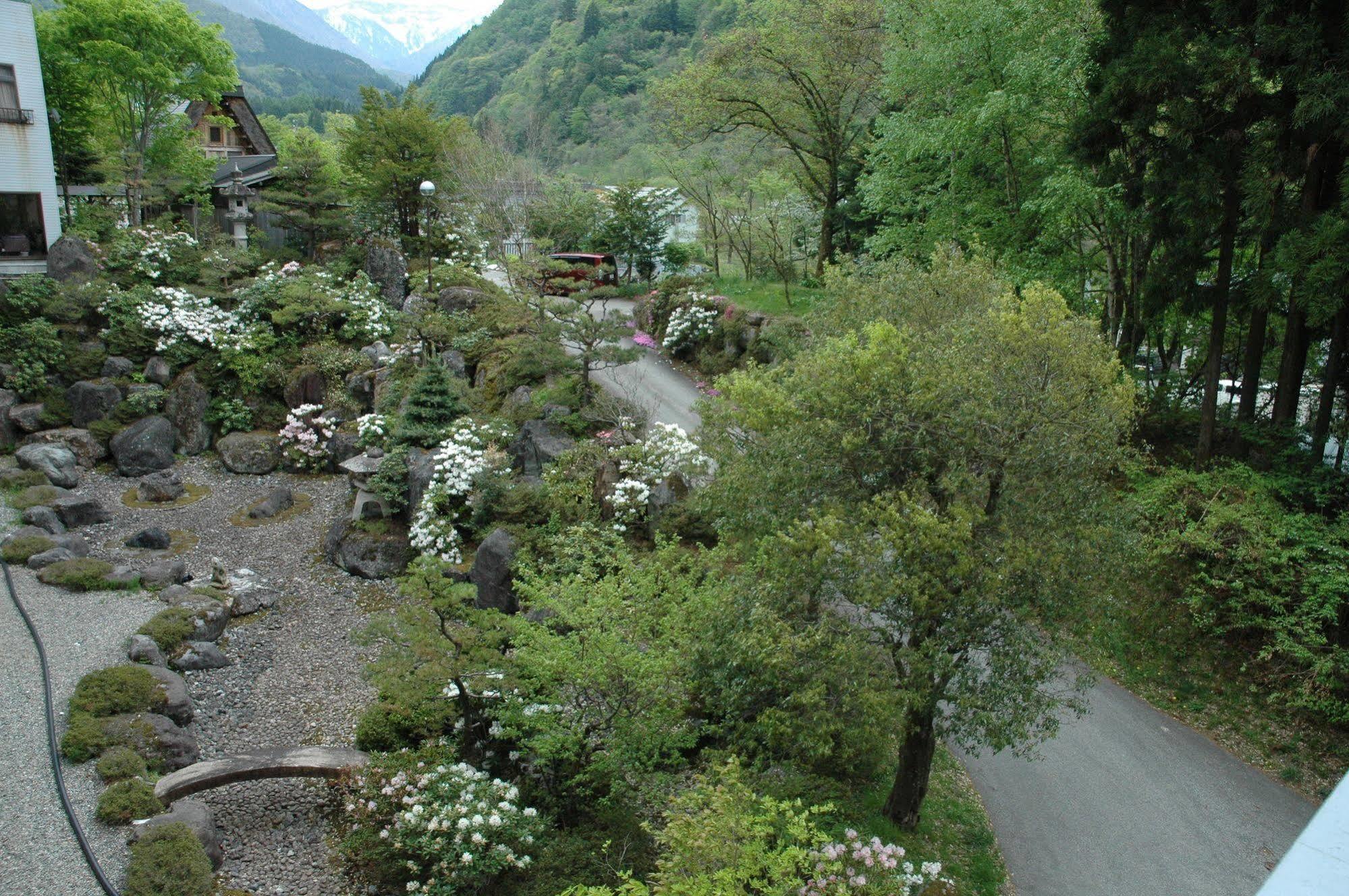 Hotel Okuhida Yakushi No Yu Honjin Takayama  Esterno foto