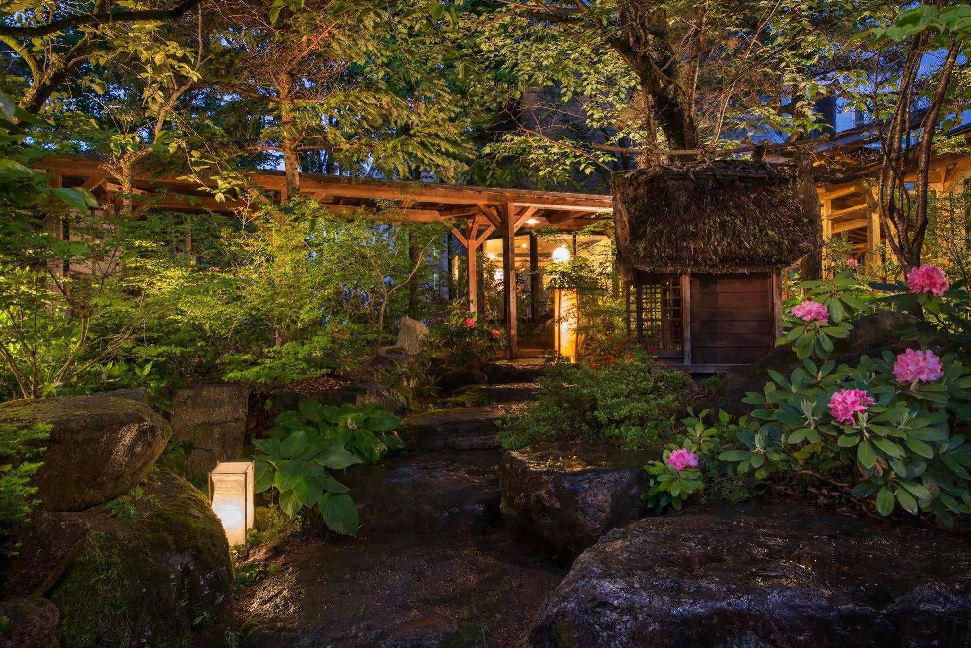 Hotel Okuhida Yakushi No Yu Honjin Takayama  Esterno foto